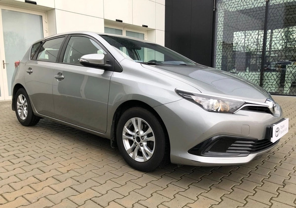 Toyota Auris cena 52900 przebieg: 80501, rok produkcji 2016 z Oława małe 436